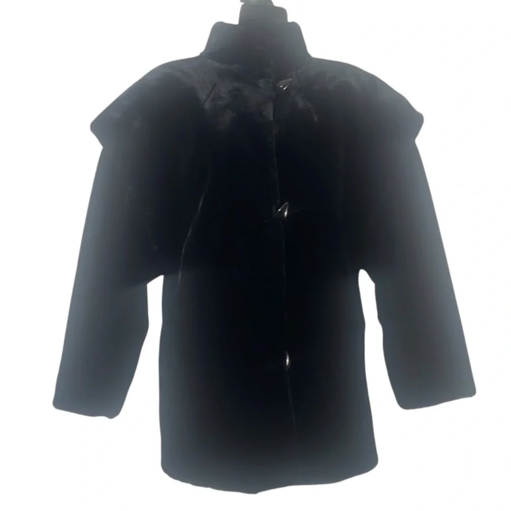 Vintage Sportowne Black Faux Fur Coat,Expressly for Dillards,size 6 - Picture 2 of 15